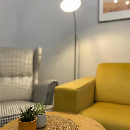 Апартаменти Cozy Flat 5