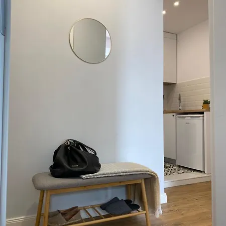 Cozy Flat 5 Апартаменти Констанца