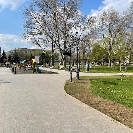 Апартаменти Cozy Flat 5 *