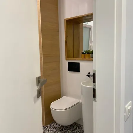 Апартаменти Cozy Flat 5 *